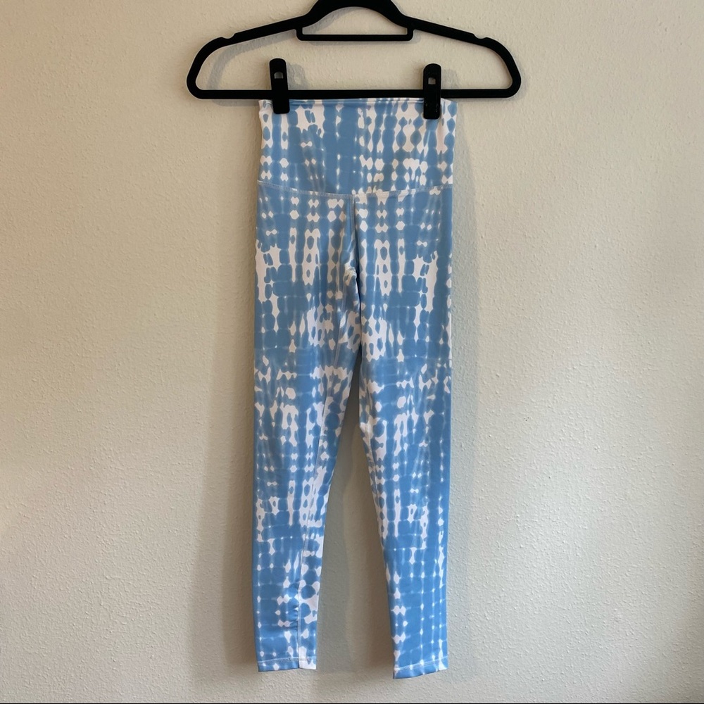 Define Your Inspirtaion blue tie dye leggings size XS; inseam 24"